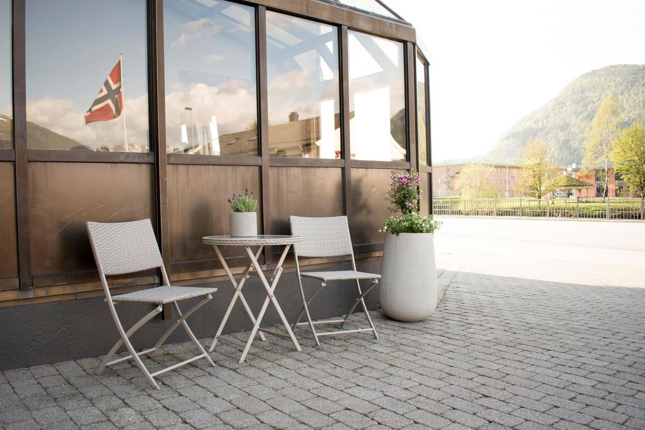 Thon Partnerhotel Forde Екстериор снимка