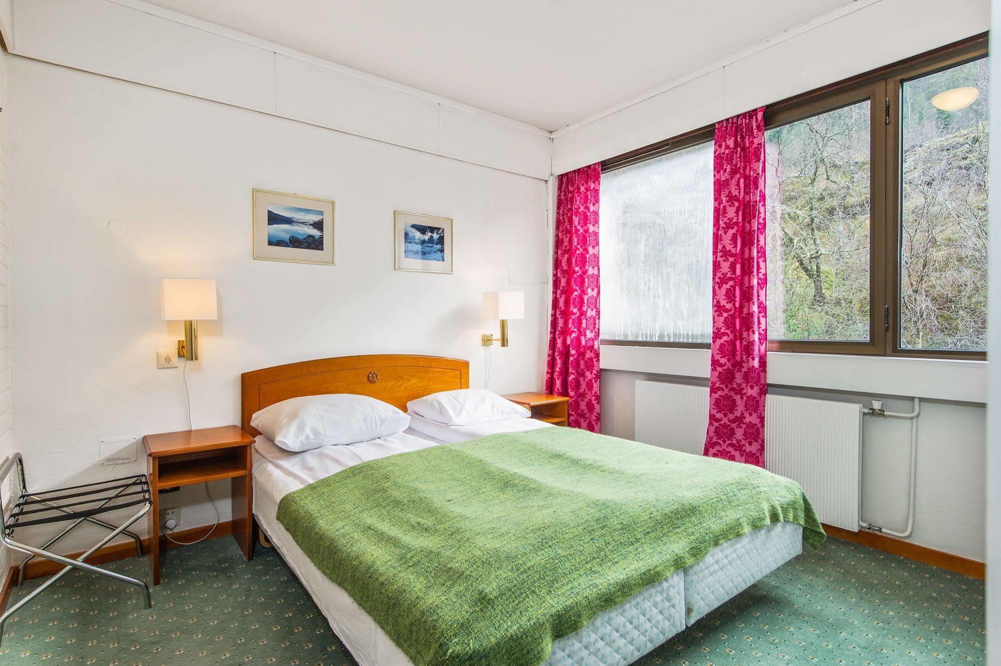 Thon Partnerhotel Forde Екстериор снимка